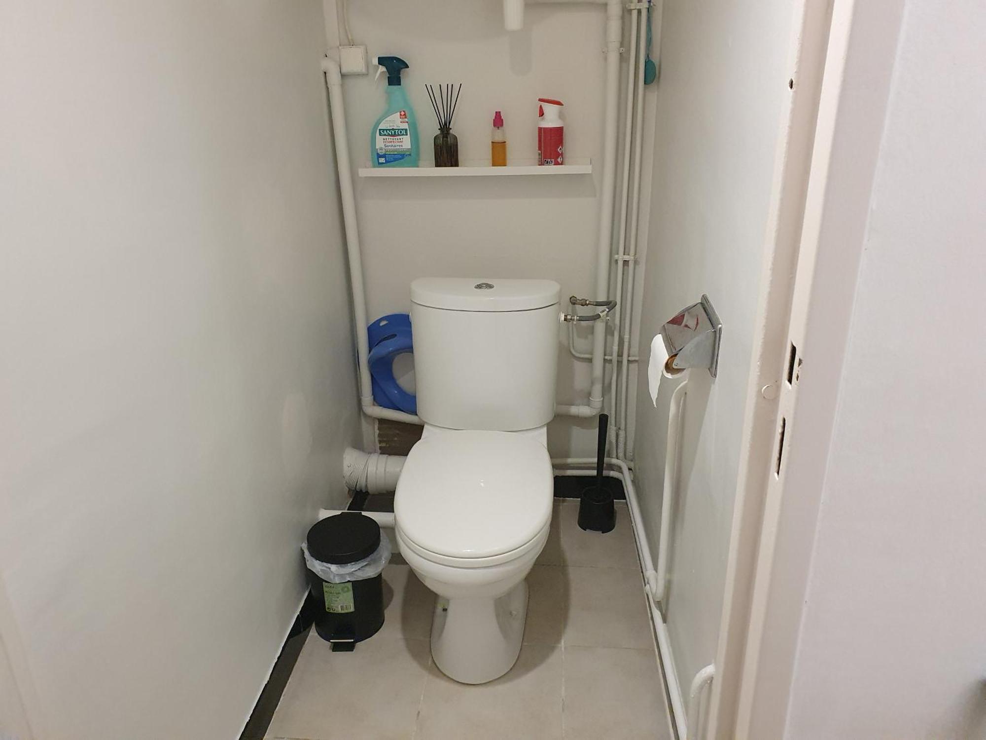 Medipole T2 Avec Un Garage Gratuit Sur Place, 16Min A Centre Ville Lyon En Metro A Villeurbanne Luaran gambar